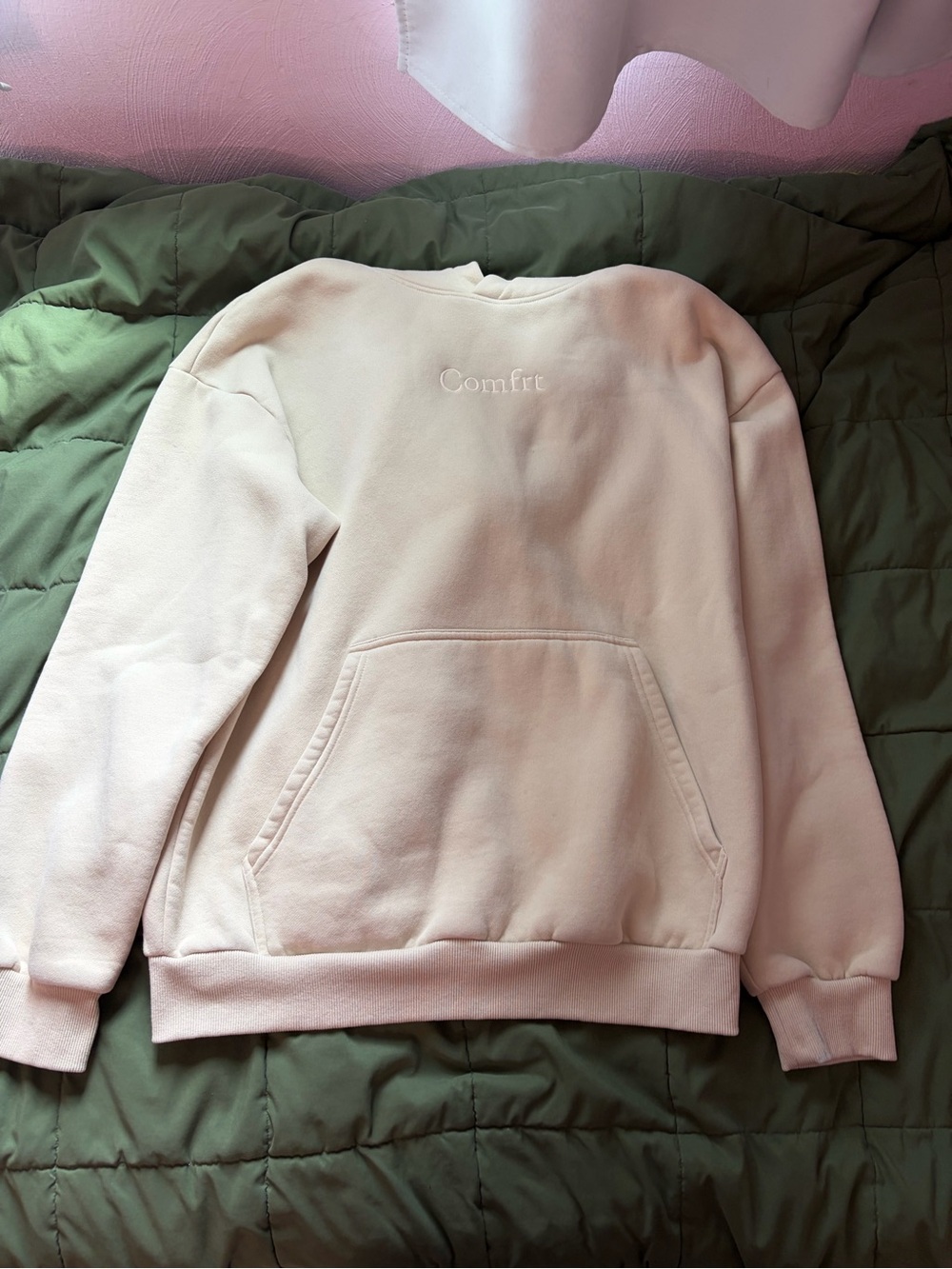 Comfrt signature sweatshirt